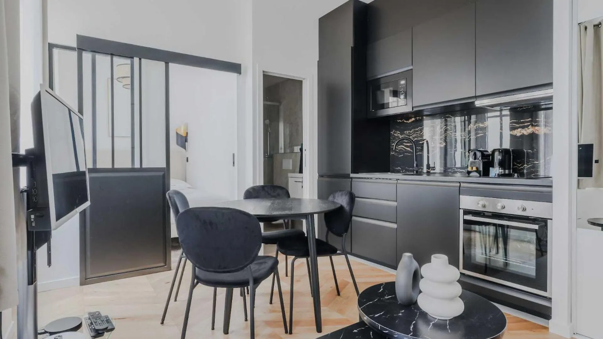Elegant - 1bd-2p - Pantheon Apartamento
