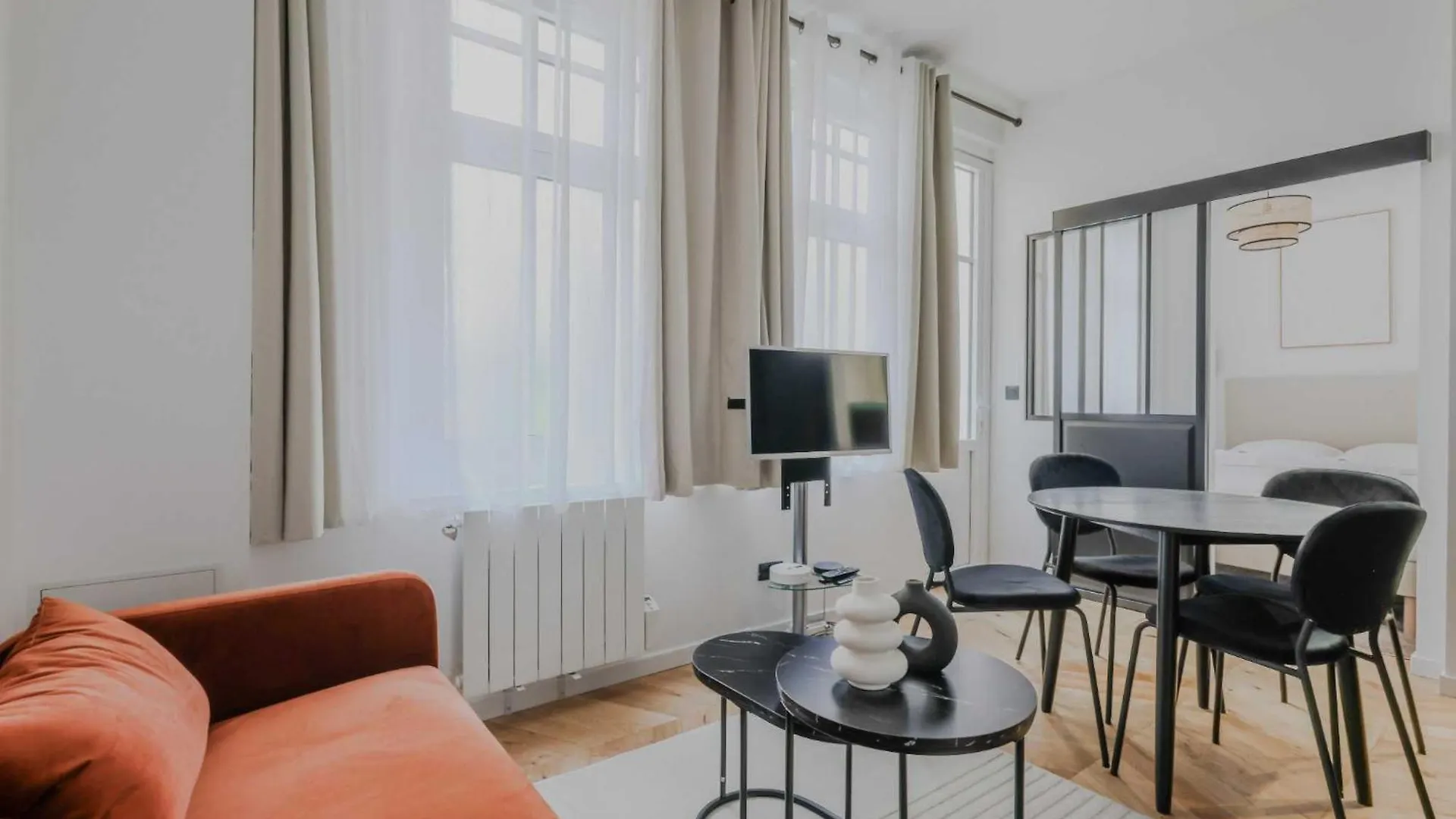 Elegant - 1bd-2p - Pantheon Apartament *